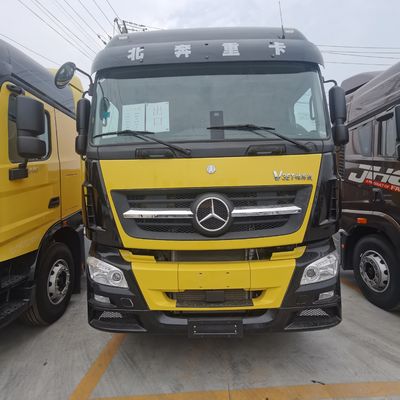 Caminhão-trator pesado de Pequim Benz com cilindrada de motor de chassi Sinotruk &gt; 8 litros
