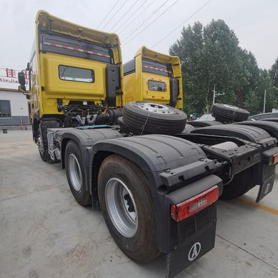 Caminhão-trator pesado de Pequim Benz com cilindrada de motor de chassi Sinotruk &gt; 8 litros
