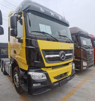 Material de aço carbono 6X4 Beiben Trator de caminhão com sistema de direção hidráulica
