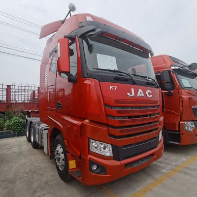 JAC 6X4 caminhão com tanque de combustível de 600L pneu sem tubo Design 351-450hp